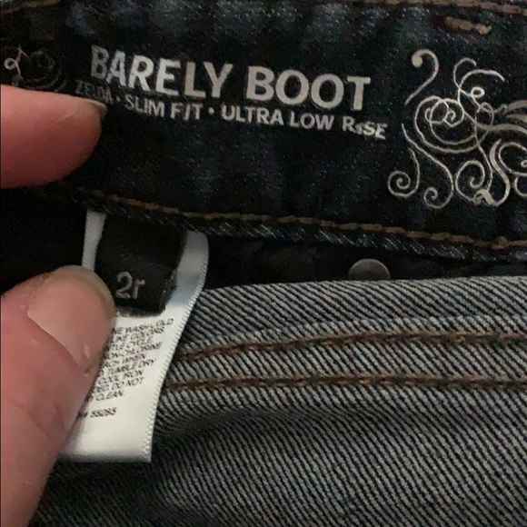 Express jeans size 2R - Picture 4 of 4